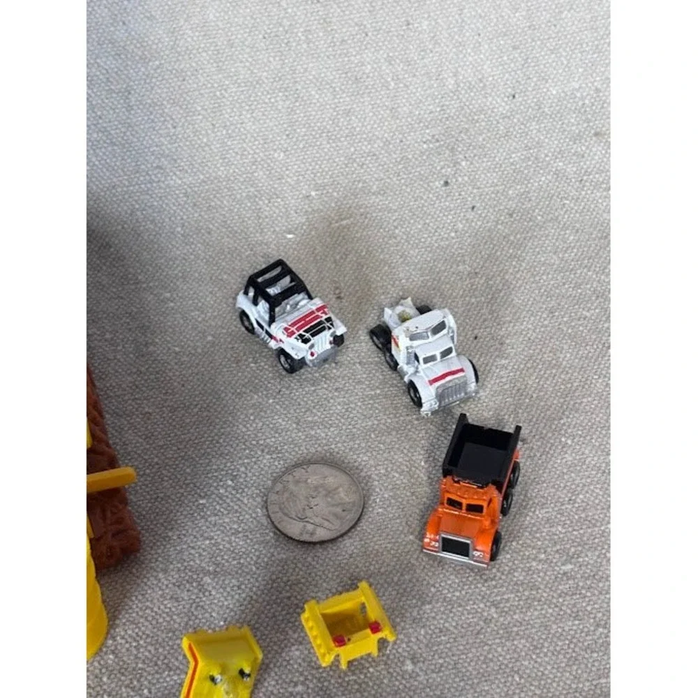 Micro Machines Construction Set Mini Vehicles Dump‎ Truck Playset Toy Lot